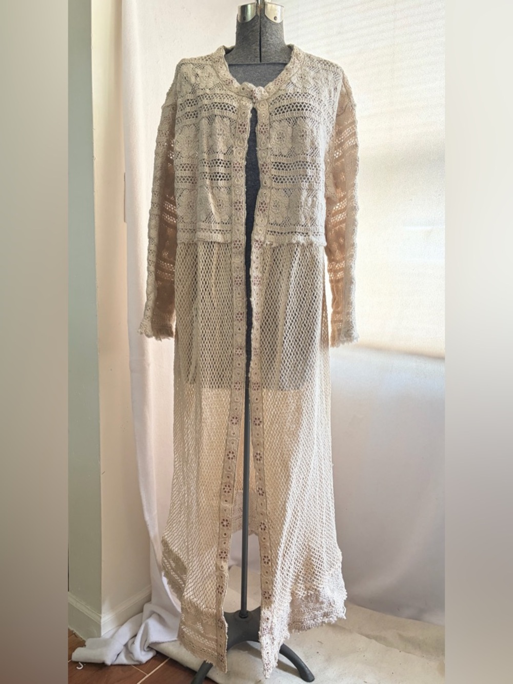 POL open-front crochet/knit cream duster